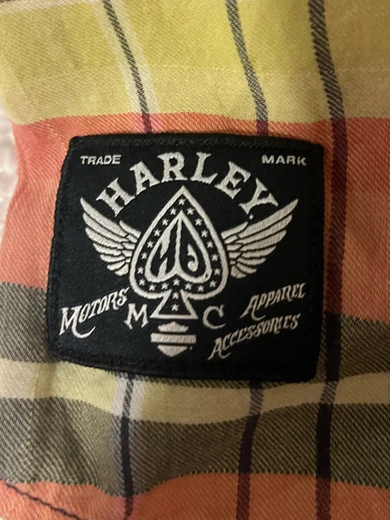 Harley Davidson Plaid Sleeveless Snap-Front Top with Patches, size small - Picture 9 of 12